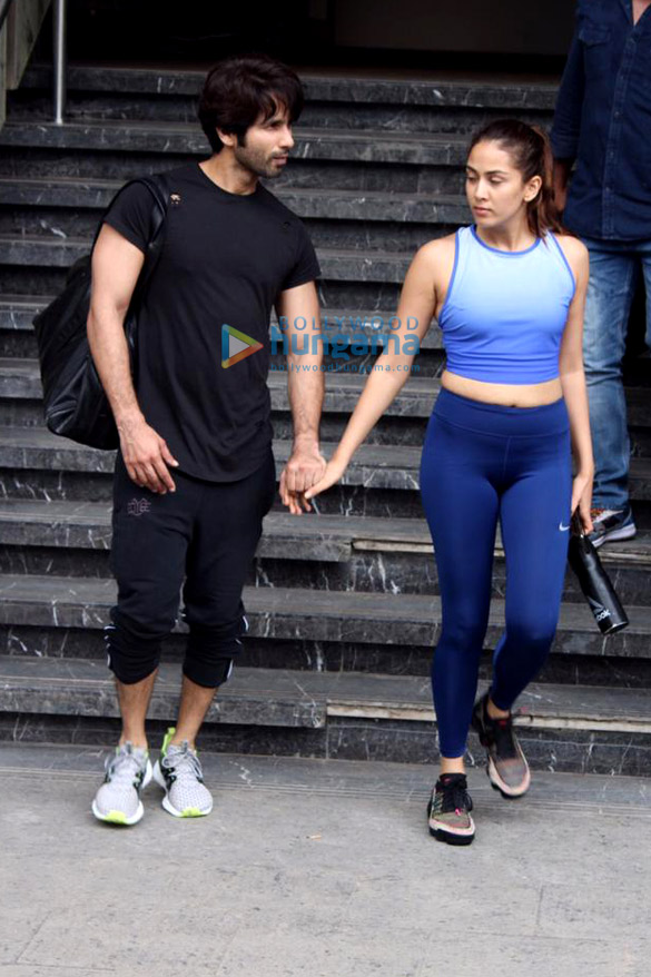 photos shahid kapoor and mira rajput snapped at the gym in juhu 4