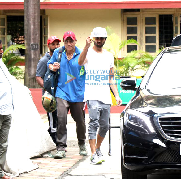 photos shahid kapoor snapped at the gym 2 3