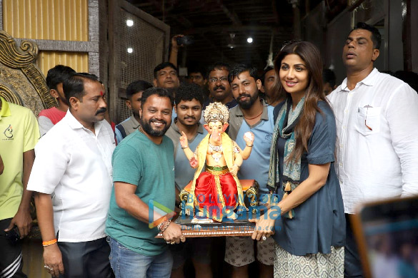 Photos: Celebs snapped bringing home their Ganpatis Photos: Celebs snapped bringing home their Ganpatis