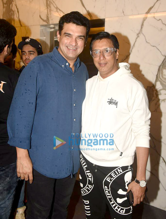 photos shraddha kapoor sushant singh rajput and others grace the special screening of chhichhore at yrf studio1 3