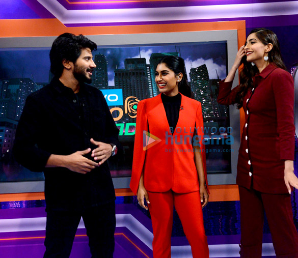 photos sonam kapoor ahuja and dulquer salmaan snapped at vivo pro kabaddi league 2
