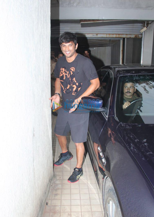 photos sushant singh rajput snapped at a dubbing studio in khar 2