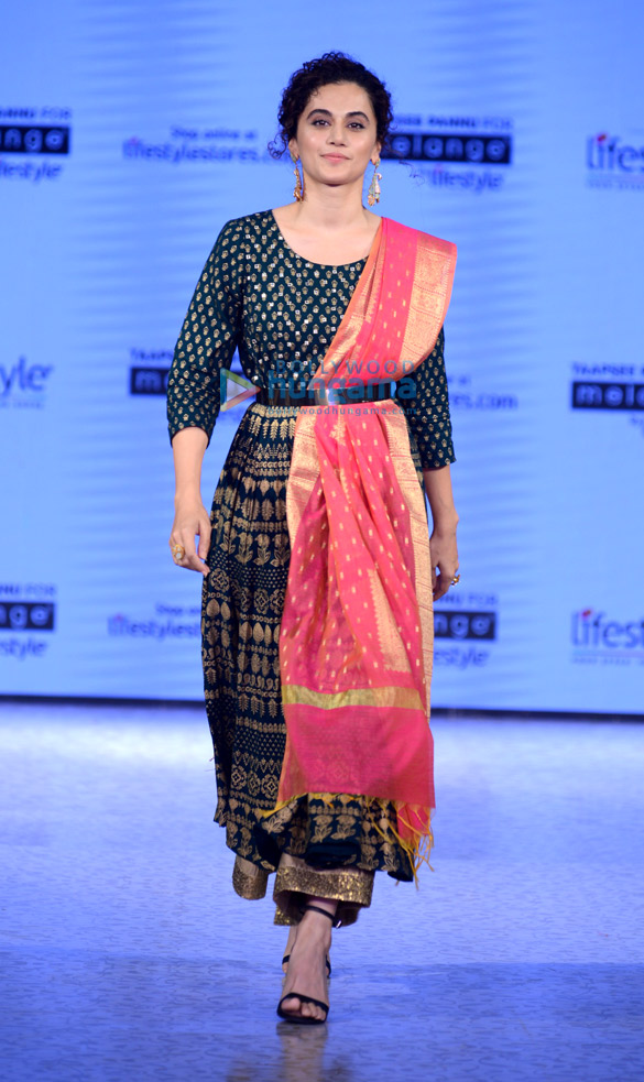 photos taapsee pannu snapped at the melange show 3