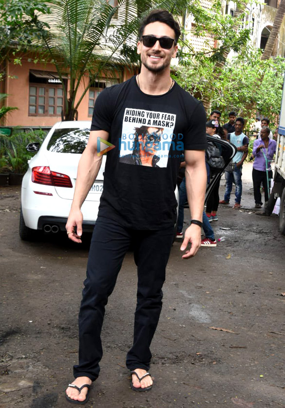 Photos: Tiger Shroff spotted during War promotions Photos: Tiger Shroff spotted during War promotions