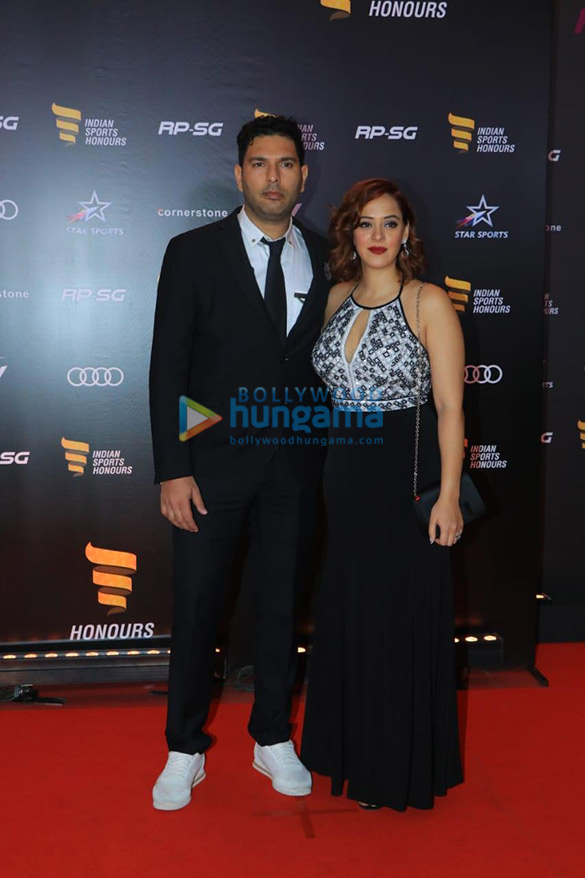 photos virat kohli anushka sharma and others snapped at indian sports honors 2019 012 12