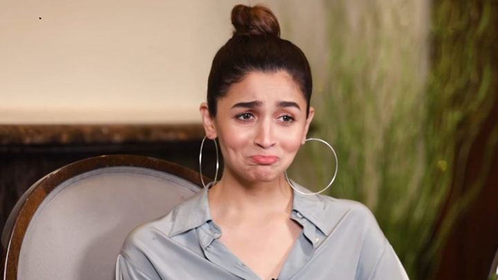 Travel With Alia Bhatt: Favourite Places, Travel Essentials & Funny Memories | Fashion| Lifestyle - Bollywood Hungama Travel With Alia Bhatt: Favourite Places, Travel Essentials & Funny Memories | Fashion| Lifestyle - Bollywood Hungama