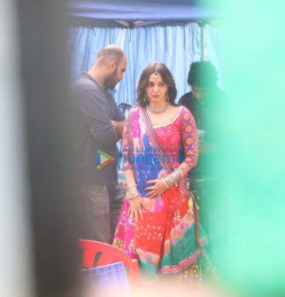 on the sets of the movie Bhool Bhulaiyaa 2