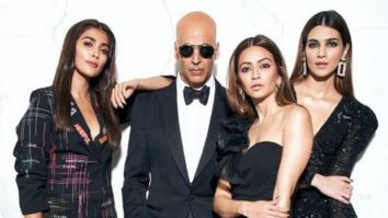 Housefull 4: Akshay Kumar shows up as a bald man for Bala song launch, twins in black with his ladies