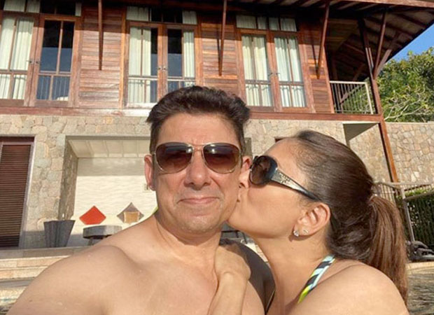 Madhuri Dixit celebrates 20th wedding anniversary with Shriram Nene on Karva Chauth Madhuri Dixit celebrates 20th wedding anniversary with Shriram Nene on Karva Chauth