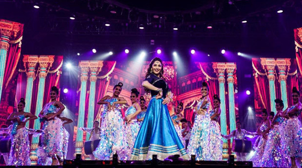 Madhuri Dixit launches her own Youtube channel, shares BTS of her IIFA 2019 tribute to Saroj Khan Madhuri Dixit launches her own Youtube channel, shares BTS of her IIFA 2019 tribute to Saroj Khan