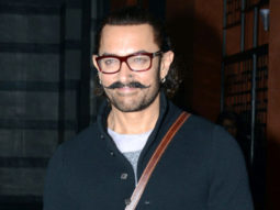 Marking an auspicious start to Lal Singh Chaddha, Aamir Khan visits Golden Temple and seeks blessings of the almighty!