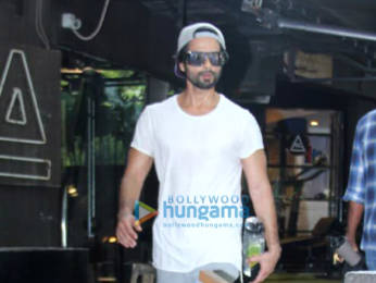 Photos: Amrita Arora and Shahid Kapoor spotted at the gym
