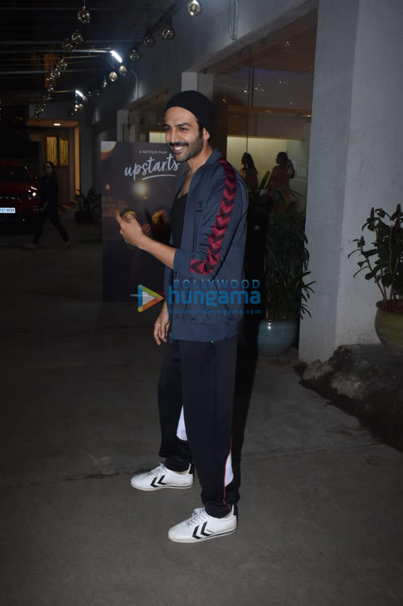 photos ananya panday and kartik aaryan snapped at a dubbing studio in juhu 1