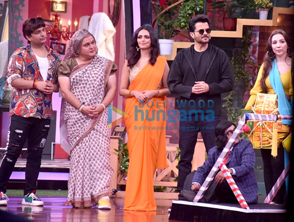 Photos: Arjun Kapoor and Anil Kapoor snapped on the sets of Movie Masti with Maniesh Paul Photos: Arjun Kapoor and Anil Kapoor snapped on the sets of Movie Masti with Maniesh Paul