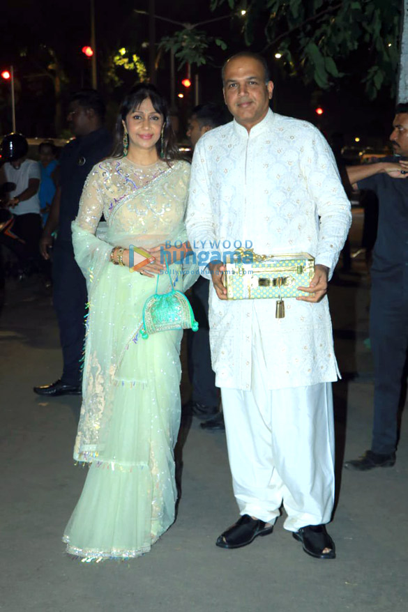 photos celebs grace bachchans diwali bash 23