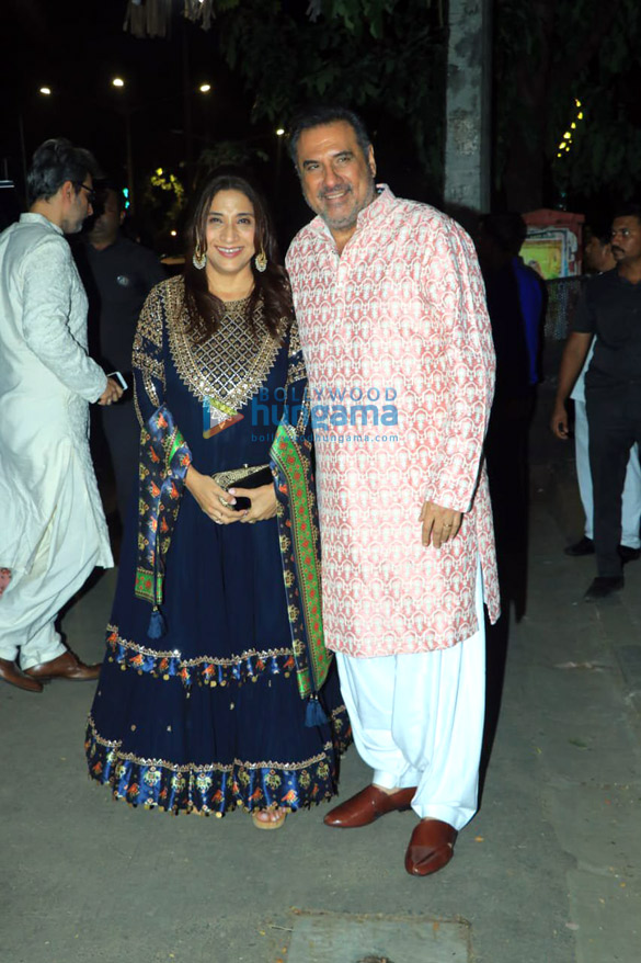 photos celebs grace bachchans diwali bash 31