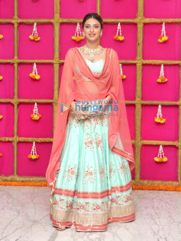 photos celebs grace krishan kumars diwali bash 15