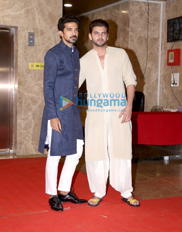 photos celebs grace ramesh s tauranis diwali bash 17