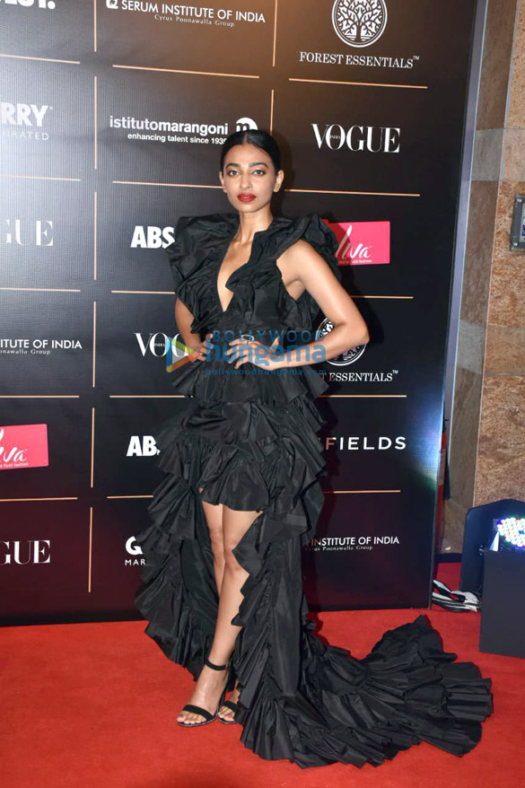 photos celebs grace the vogue women of the year awards 20193 12