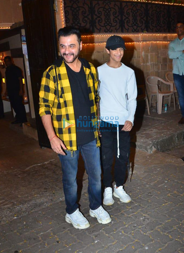 photos celebs snapped celebrating karwa chauth 010111 2