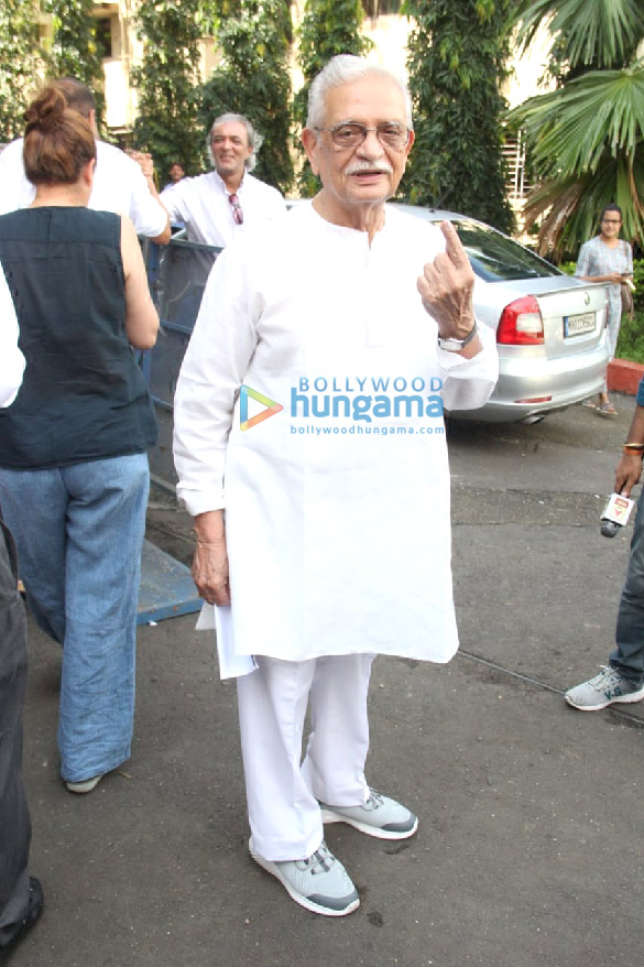 photos celebs snapped exercising their right to vote at the maharastra state elections3 1