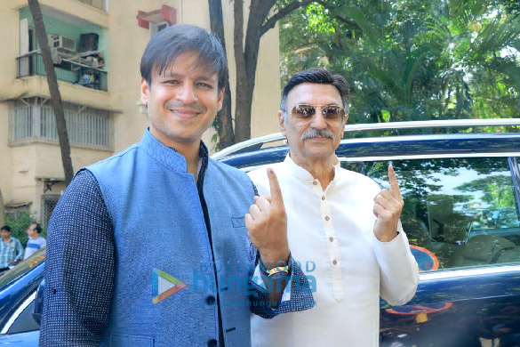 photos celebs snapped exercising their right to vote at the maharastra state elections45 3