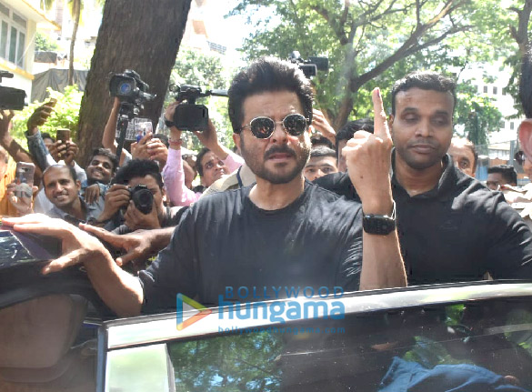 photos celebs snapped exercising their right to vote at the maharastra state elections5 1