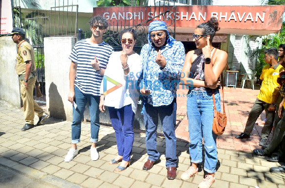 photos celebs snapped exercising their right to vote at the maharastra state elections5 7