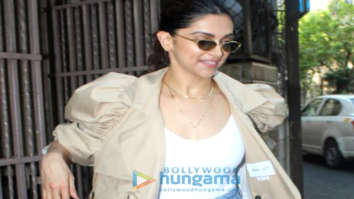 Photos: Deepika Padukone snapped at a dubbing studio in Bandra
