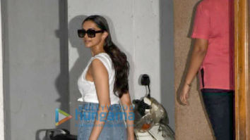 Photos: Deepika Padukone spotted at clinic in Bandra