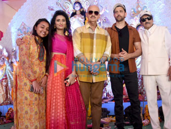 Photos: Hrithik Roshan and Rakesh Roshan snapped attending Durga Puja at the Biswajeet Chaterjee pandal in Juhu