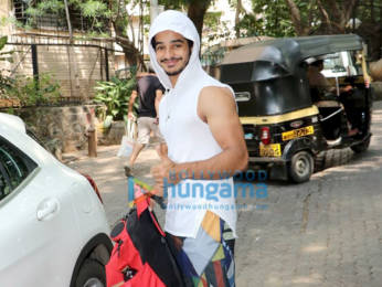 Photos: Janhvi Kapoor and Ishaan Khatter spotted at the gym