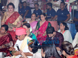 Photos: Kajol snapped with mom Tanuja celebrating Durja Puja