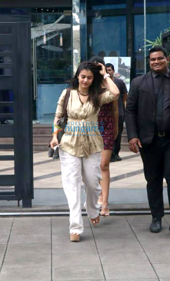 photos kajol spotted with daughter nysa at yauatcha in bkc 2