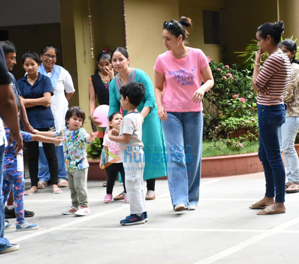 photos kareena kapoor khan and taimur ali khan spotted in bandra 3 2