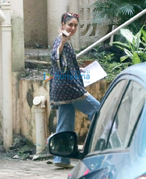 Photos: Kareena Kapoor Khan spotted at Aamir Khan’s house