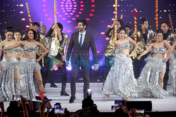photos kartik aaryan snapped shaking a leg at an event in grand hyatt 11