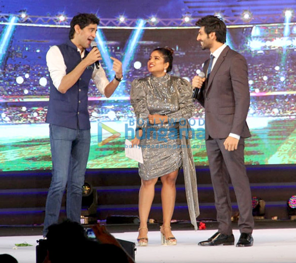 photos kartik aaryan snapped shaking a leg at an event in grand hyatt 8