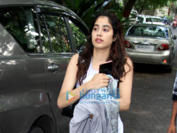 Photos: Malaika Arora, Janhvi Kapoor and Pooja Hegde spotted at the gym
