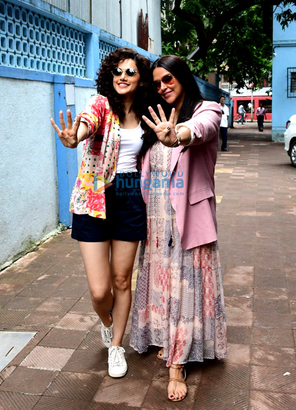 photos neha dhupia spotted with taapsee pannu after the shoot of no filter neha season 4 3