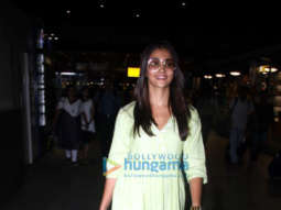 Photos: Pooja Hegde snapped at the airport