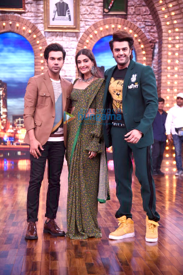 Photos: Rajkummar Rao and Sonam Kapoor Ahuja snapped on sets of Maniesh Paul’s show Photos: Rajkummar Rao and Sonam Kapoor Ahuja snapped on sets of Maniesh Paul’s show