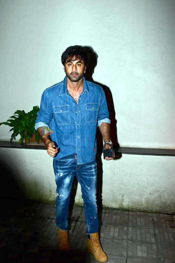 photos ranbir kapoor and ayan mukerji spotted at the dharma office in khar 3 2