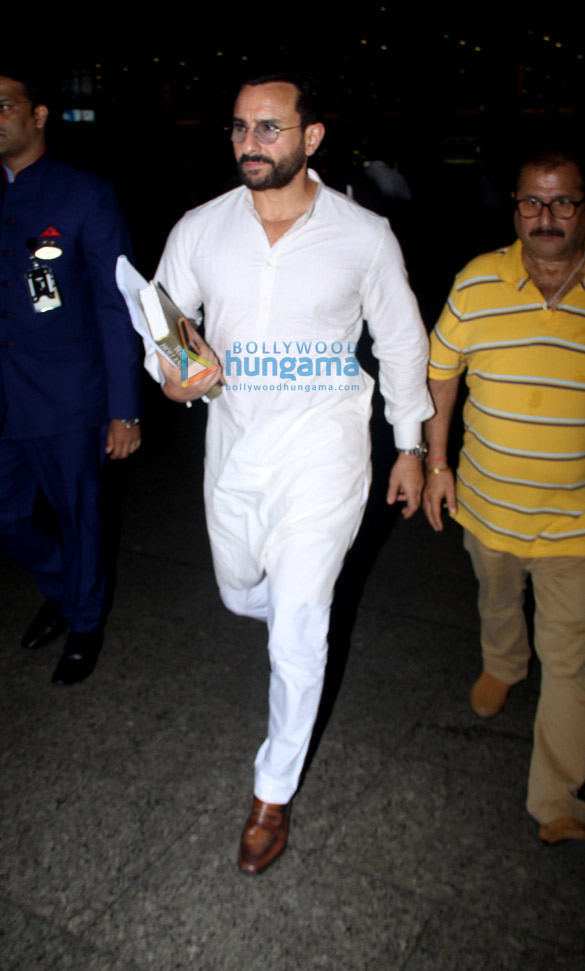 Photos: Saif Ali Khan, Alia Bhatt and Elli AvrRam snapped at the airport Photos: Saif Ali Khan, Alia Bhatt and Elli AvrRam snapped at the airport