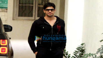 Photos: Sidharth Malhotra spotted at Sunny Super Sound in Juhu