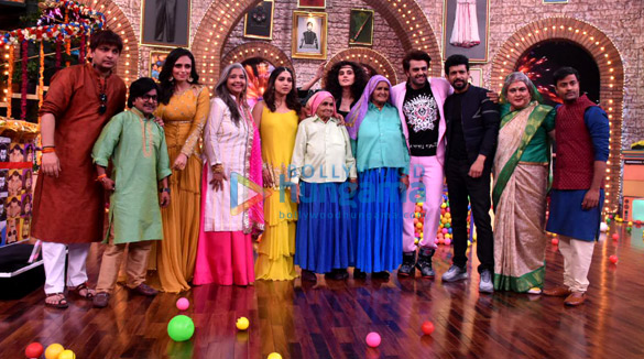 photos taapsee pannu bhumi pednekar and others snapped promoting their film saand ki aankh on the sets of movie masti with manish pauls show 0101 2