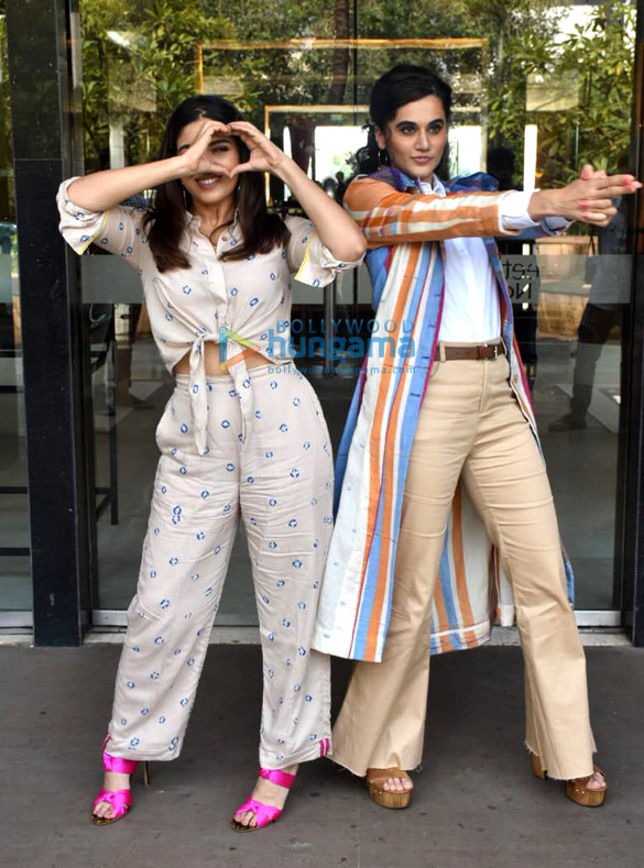 photos taapsee pannu and bhumi pednekar snapped promoting their film saand ki aankh 4 2