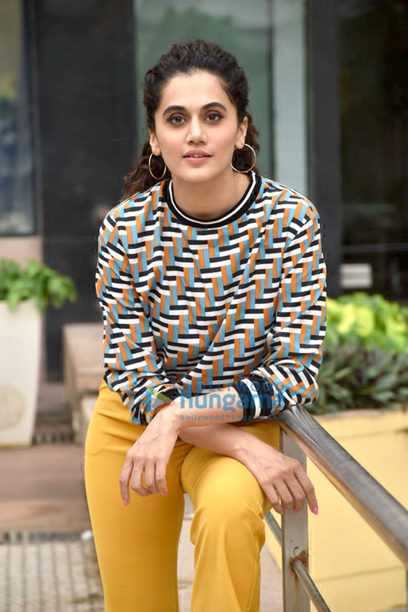 photos taapsee pannu and bhumi pednekar snapped promoting their film saand ki aankh 5 3