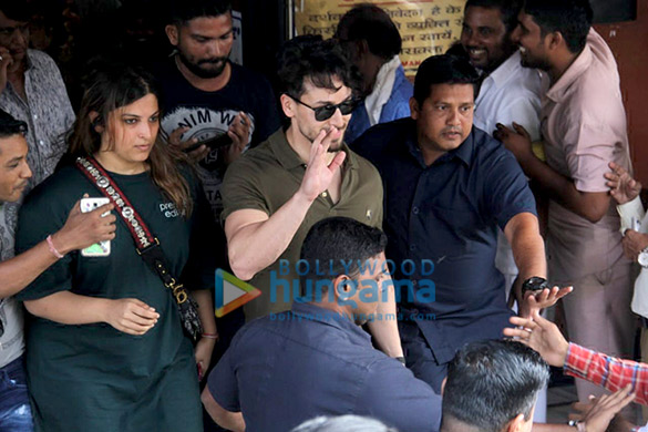 photos tiger shroff spotted promoting war at gaiety galaxy 1