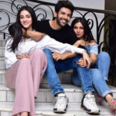 Kartik Pati Patni Aur Woh stars Kartik, Bhumi and Ananya to walk the ramp for Abu Jani-Sandeep KhoslaTo Walk The Ramp With Bhumi And Ananya For Abu-Sandeep Khosla Tonight! 